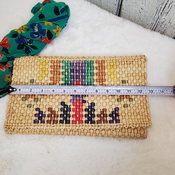 Vintage 1970's Envelope Woven Clutch - Picture 2 of 7